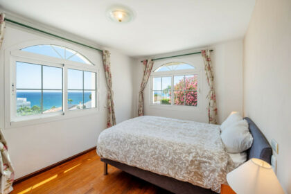 ce73ba435793c95f18e08c726b053c40 - 16