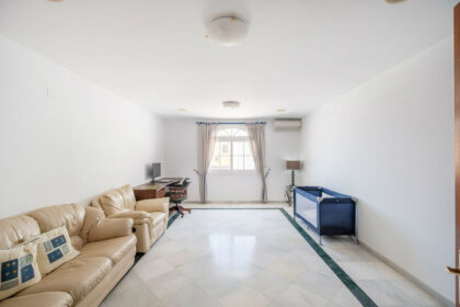 ce73ba435793c95f18e08c726b053c40 - 18