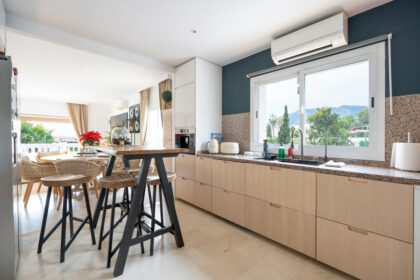 d0150756d732a36976a175043295c01b - 12