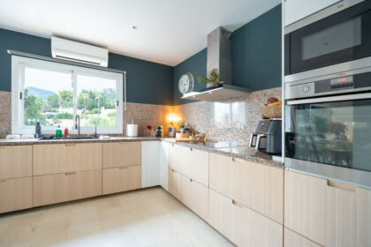 d0150756d732a36976a175043295c01b - 13