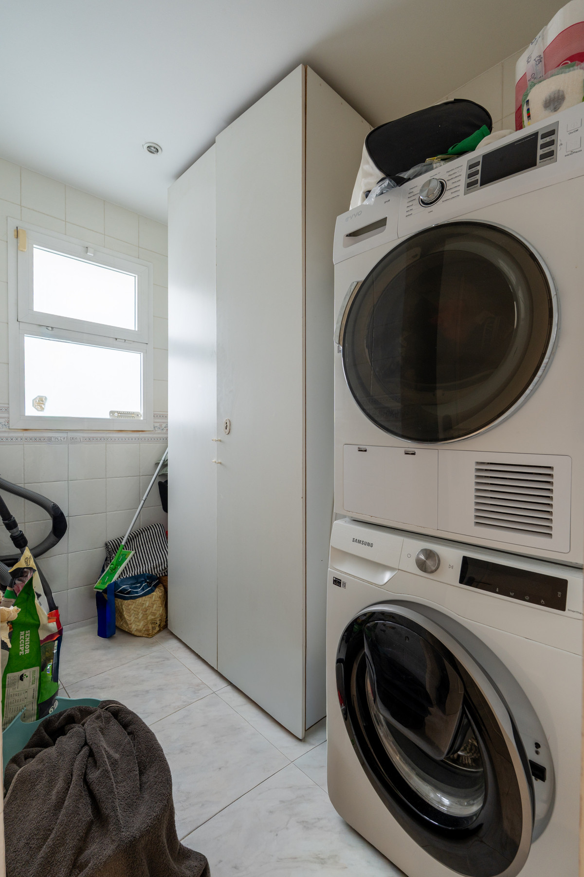 d0150756d732a36976a175043295c01b - 15