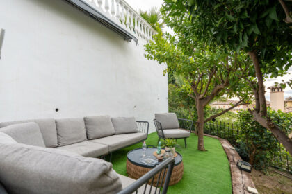 d0150756d732a36976a175043295c01b - 32