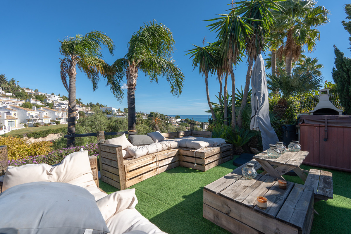 d0150756d732a36976a175043295c01b - 4