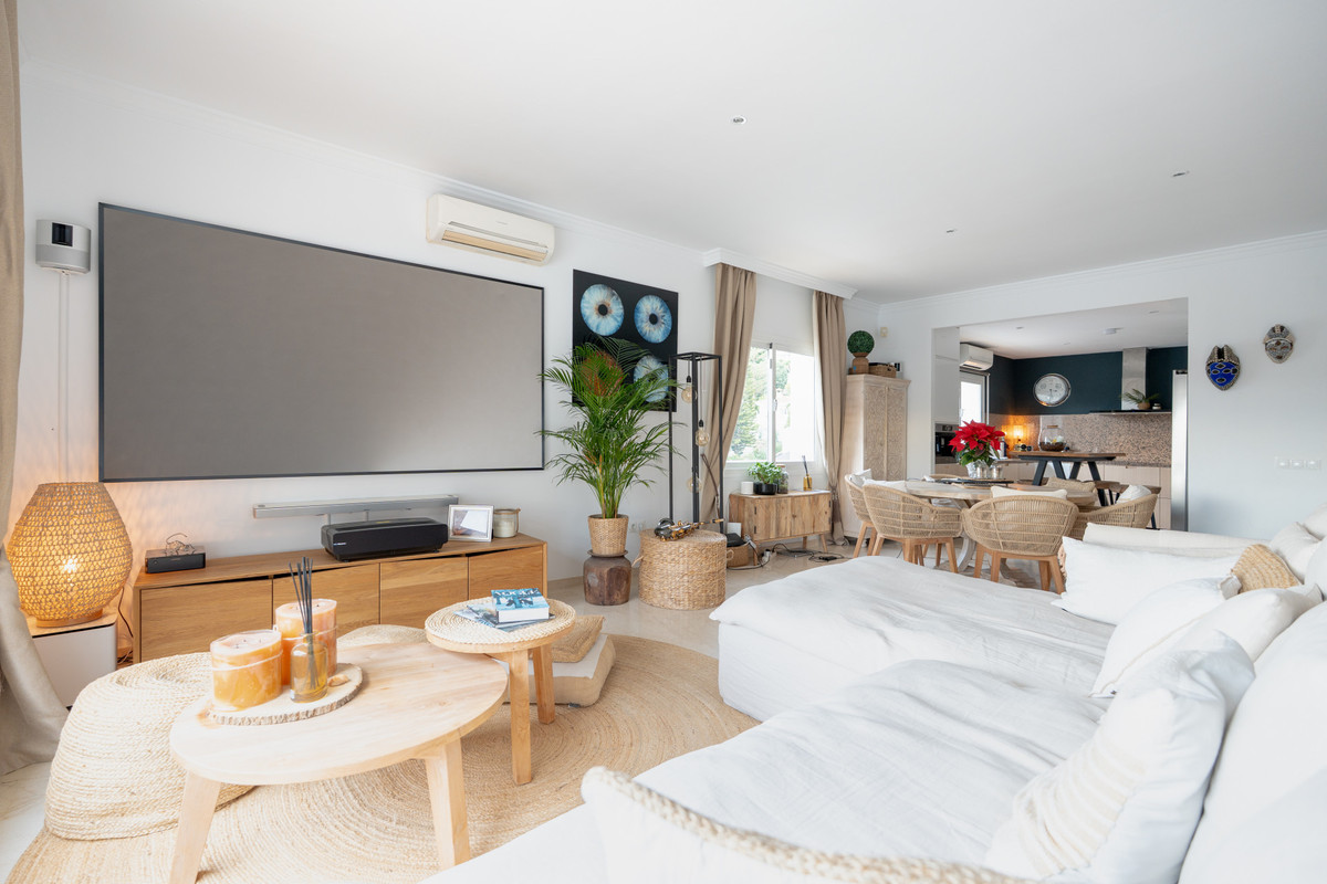 d0150756d732a36976a175043295c01b - 6