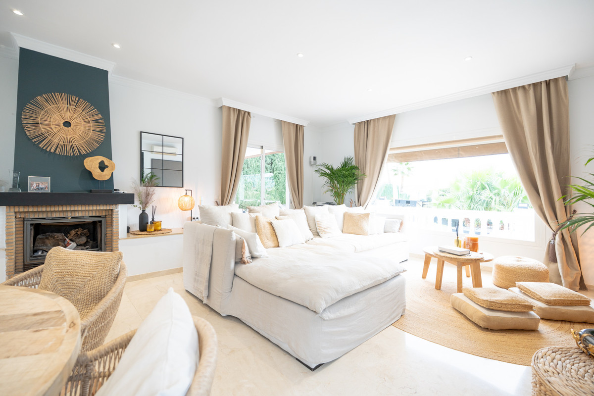 d0150756d732a36976a175043295c01b - 7