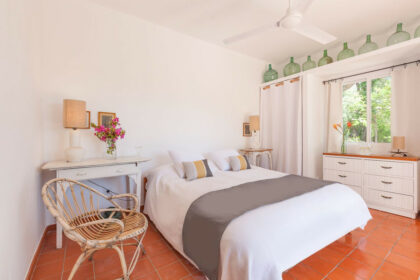 d031389866c58f4e7b0ed4b6b0f94612 - 18