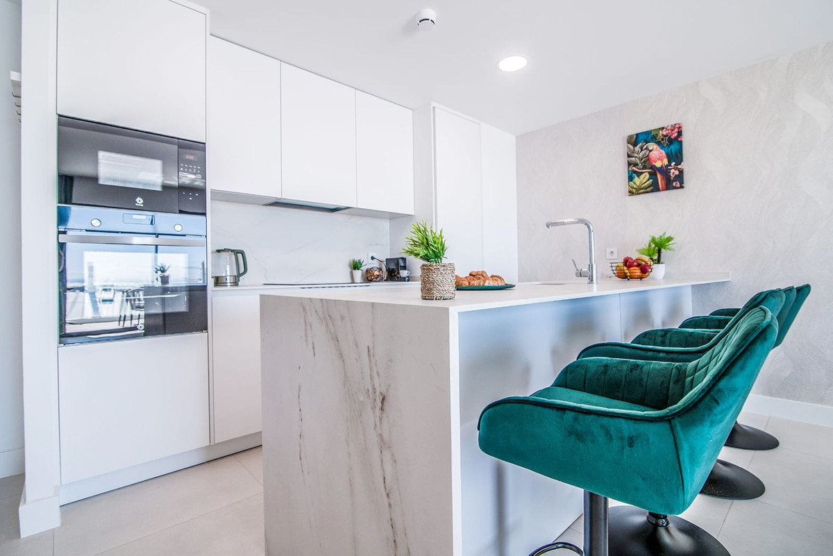 d1033020866dba185f22edc46ed0e216 - 4