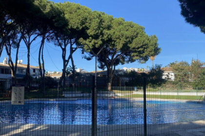 d17cdeae508a6194269c63c55e48e1cf - 25