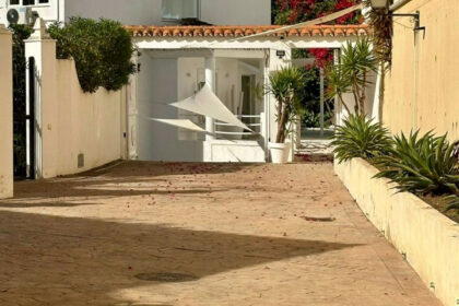 d2659af72f03462e58a9802f673eb1f7 - 72