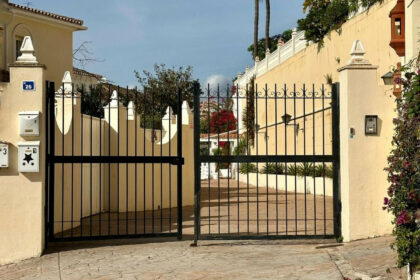 d2659af72f03462e58a9802f673eb1f7 - 73