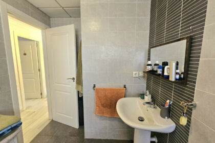 d2c33f3afafbdee138d8cd2e0020708c - 11