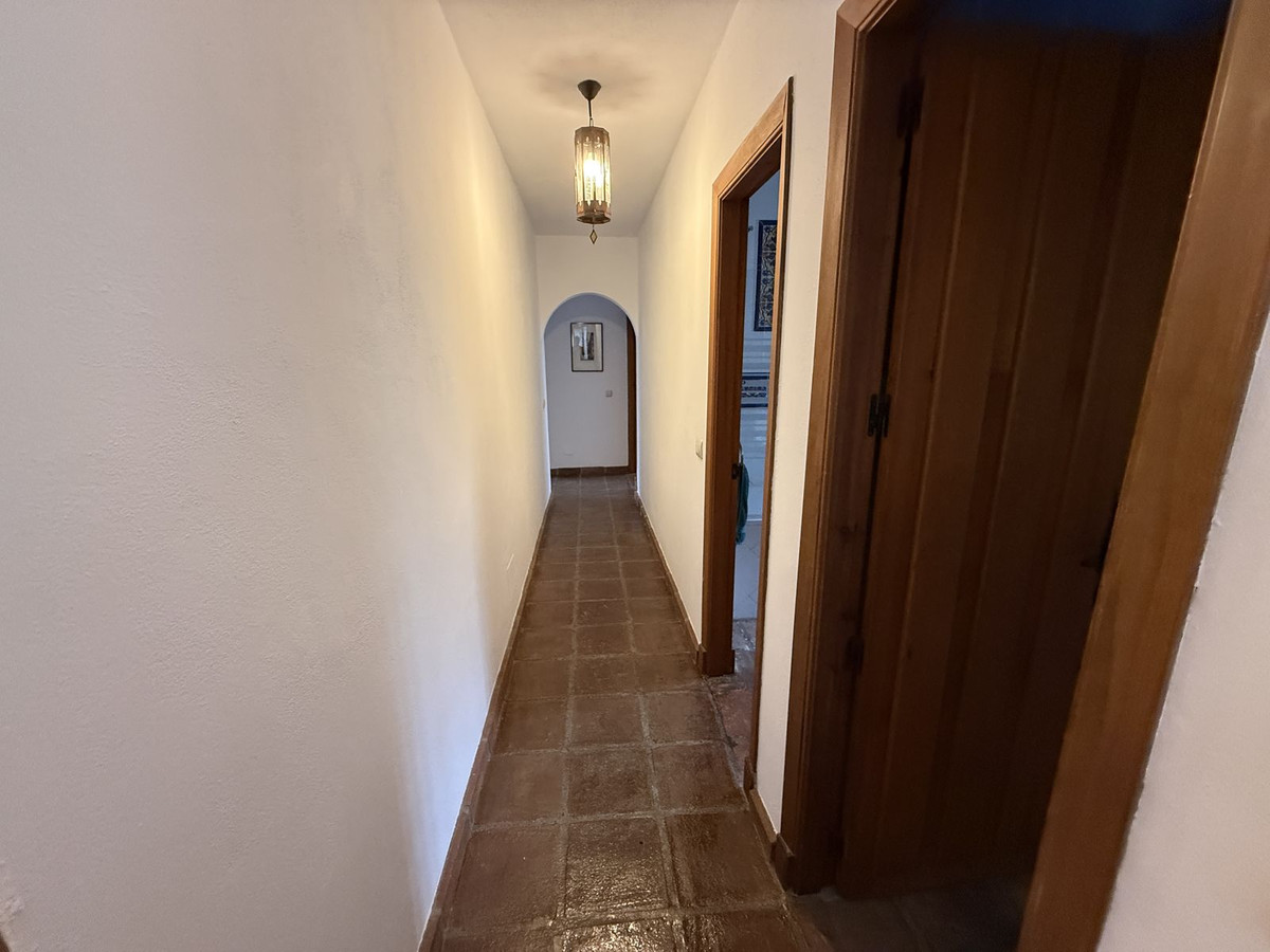 d342b9650ef0d2d6482ad5d7a94cc245 - 14