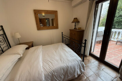 d342b9650ef0d2d6482ad5d7a94cc245 - 15