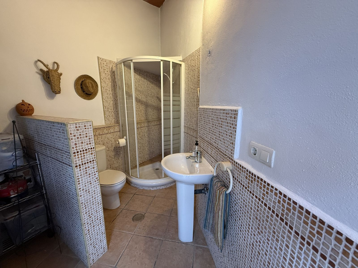 d342b9650ef0d2d6482ad5d7a94cc245 - 20