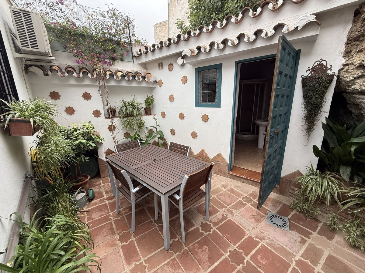 d342b9650ef0d2d6482ad5d7a94cc245 - 22