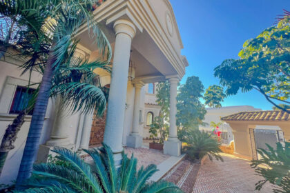 d3c5d6676963c14a6c54f5f4444a65a3 - 1