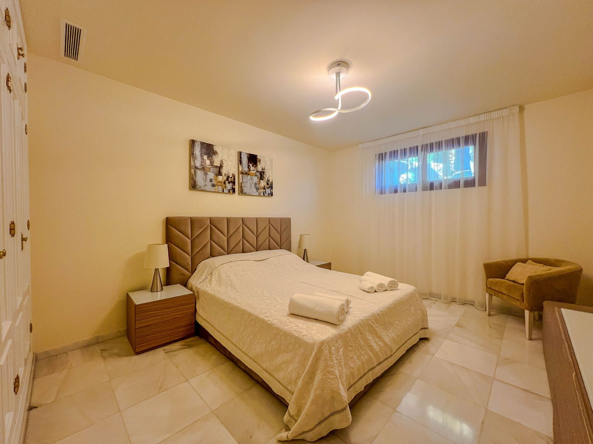 d3c5d6676963c14a6c54f5f4444a65a3 - 30