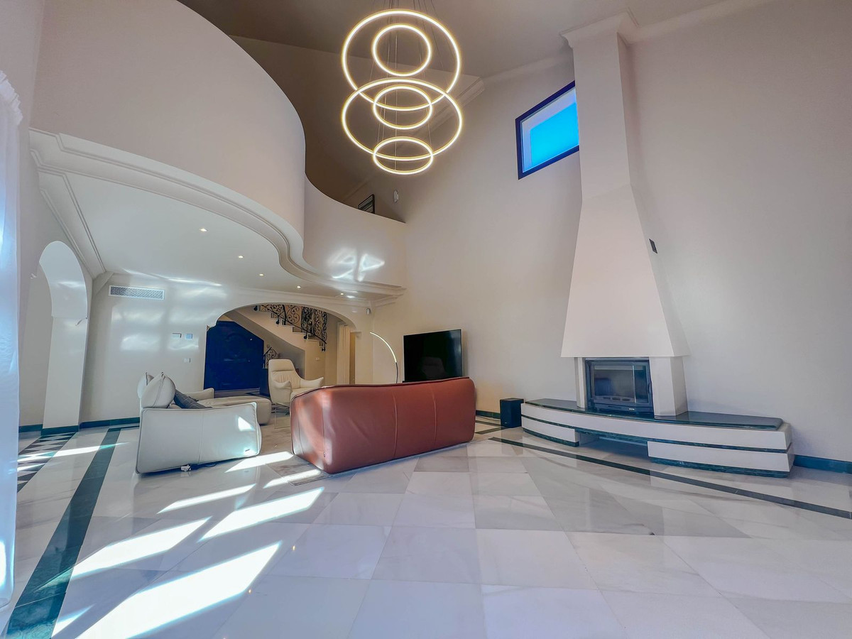 d3c5d6676963c14a6c54f5f4444a65a3 - 6