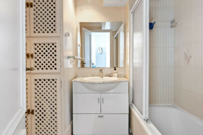 d3cee2e88c9f99965e2ac3a7921d406a - 17