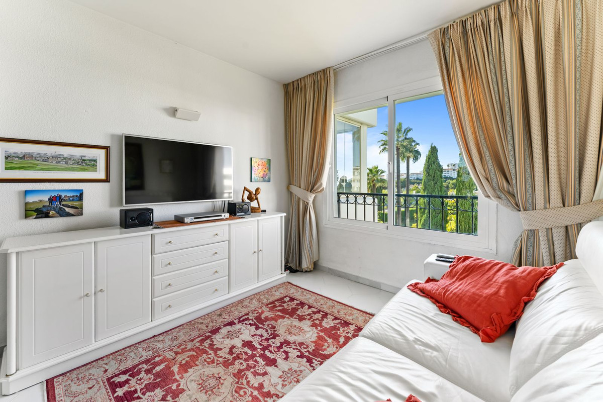 d3cee2e88c9f99965e2ac3a7921d406a - 21