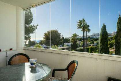 d3cee2e88c9f99965e2ac3a7921d406a - 24