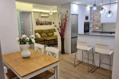 d404821f987948896433af50e3827253 - 12