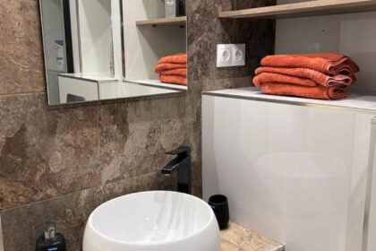 d404821f987948896433af50e3827253 - 19