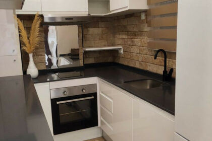 d404821f987948896433af50e3827253 - 3