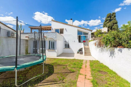 d4f79146daefaf0c3a5cacbcc7e3f301 - 3