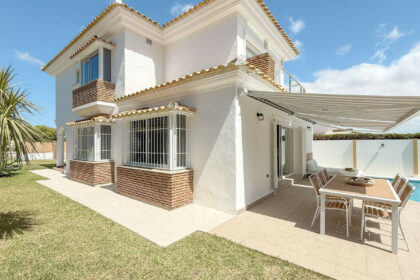 d530065f3060b2e1d1d1d4337a8df425 - 2