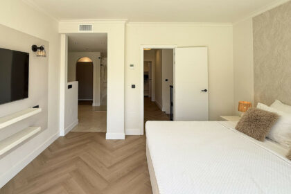 d530065f3060b2e1d1d1d4337a8df425 - 32