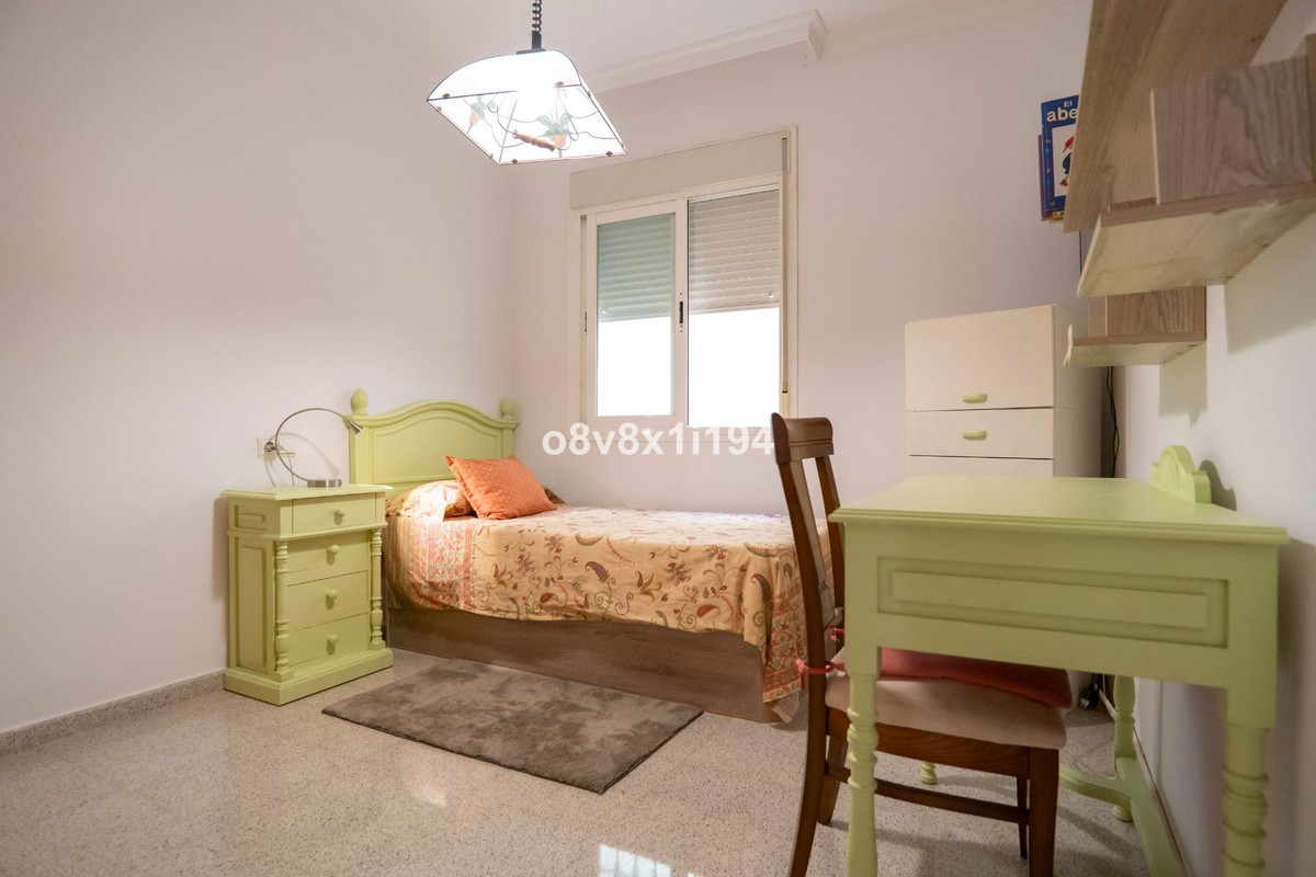 d5a529cd75cd15f46c7b615481f16cb5 - 18