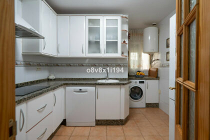 d5a529cd75cd15f46c7b615481f16cb5 - 9