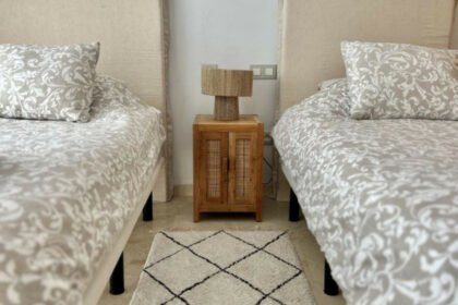 d73a06386399be02d5d3c047c1be96ee - 12