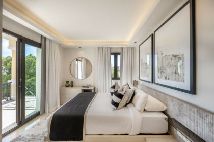 d77f7e9c0f5ae5741dfefd023862cda0 - 13