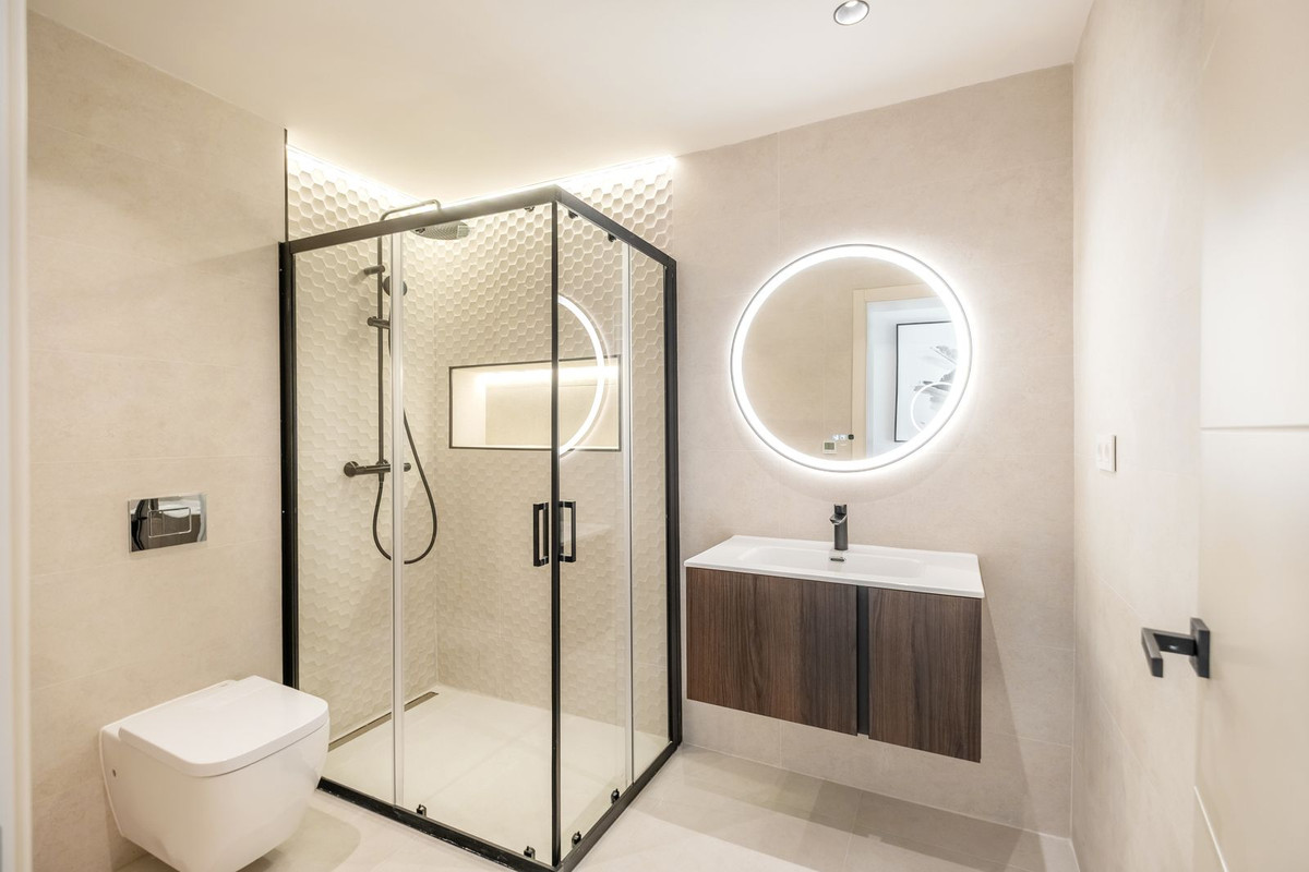 d77f7e9c0f5ae5741dfefd023862cda0 - 19