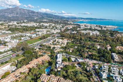 d8f1cfc8f6f6eab22c681d8ad3f5625b - 25