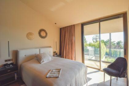 d959c82f96bcb6f9e7d160c48b06ee84 - 24