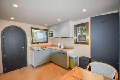 d959c82f96bcb6f9e7d160c48b06ee84 - 39