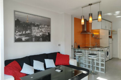 da0a44b696f48bec82589db47a88295b - 22