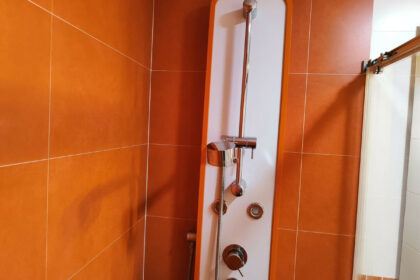 da0a44b696f48bec82589db47a88295b - 34