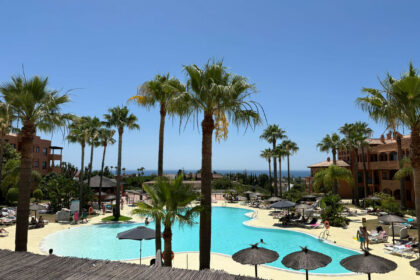 da0f0c1cb5a64afd6824e9c85aefaf64 - 1