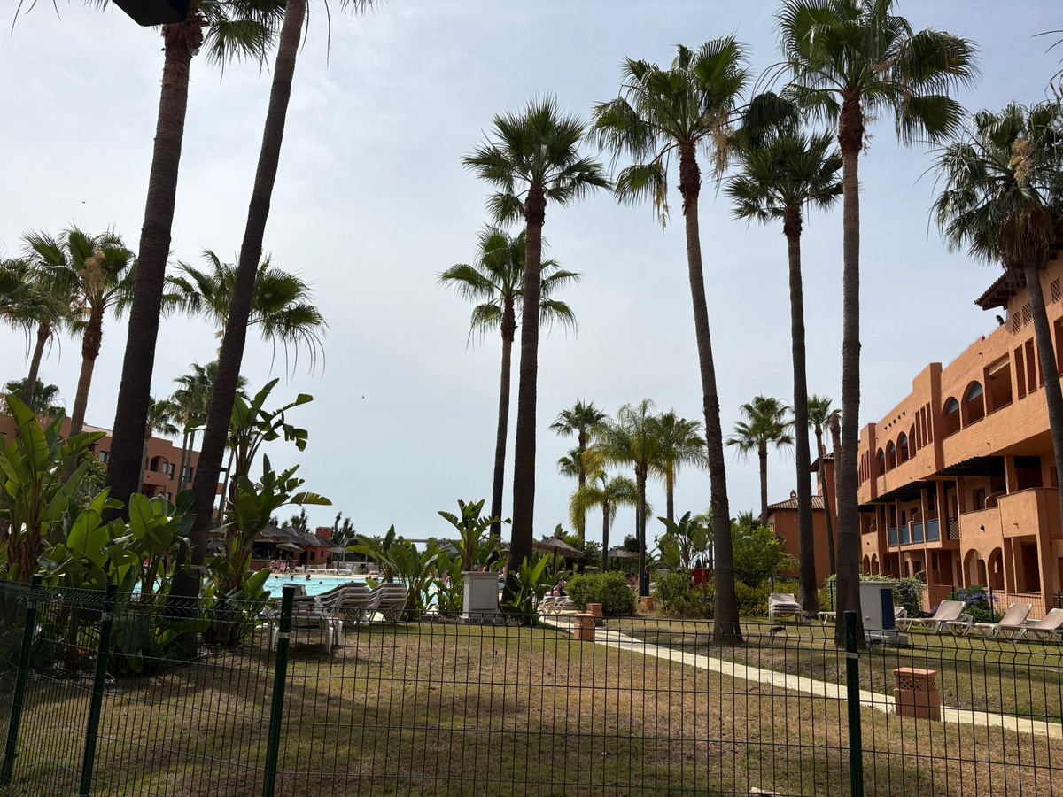 da0f0c1cb5a64afd6824e9c85aefaf64 - 5