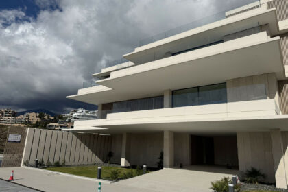 dac3a60d39f46532271d35c5e54a85df - 30