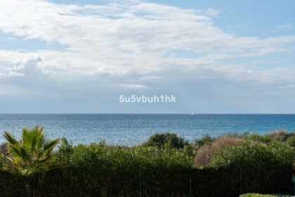 db3b3d6defaffb671bd7d19ad19b9258 - 25