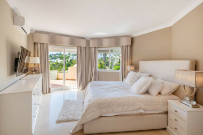 db5b61f821259f2bed29df7092e1930a - 15