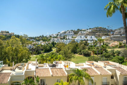 db5b61f821259f2bed29df7092e1930a - 19