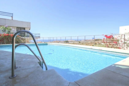 dbdbb451503928bcb5f96edb5bb1b1ec - 1