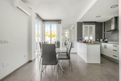 dbf05bf0ae8630bd1c76bf66c790ea29 - 11