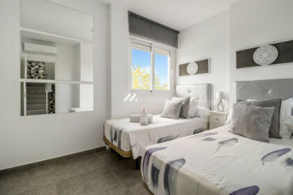 dbf05bf0ae8630bd1c76bf66c790ea29 - 19